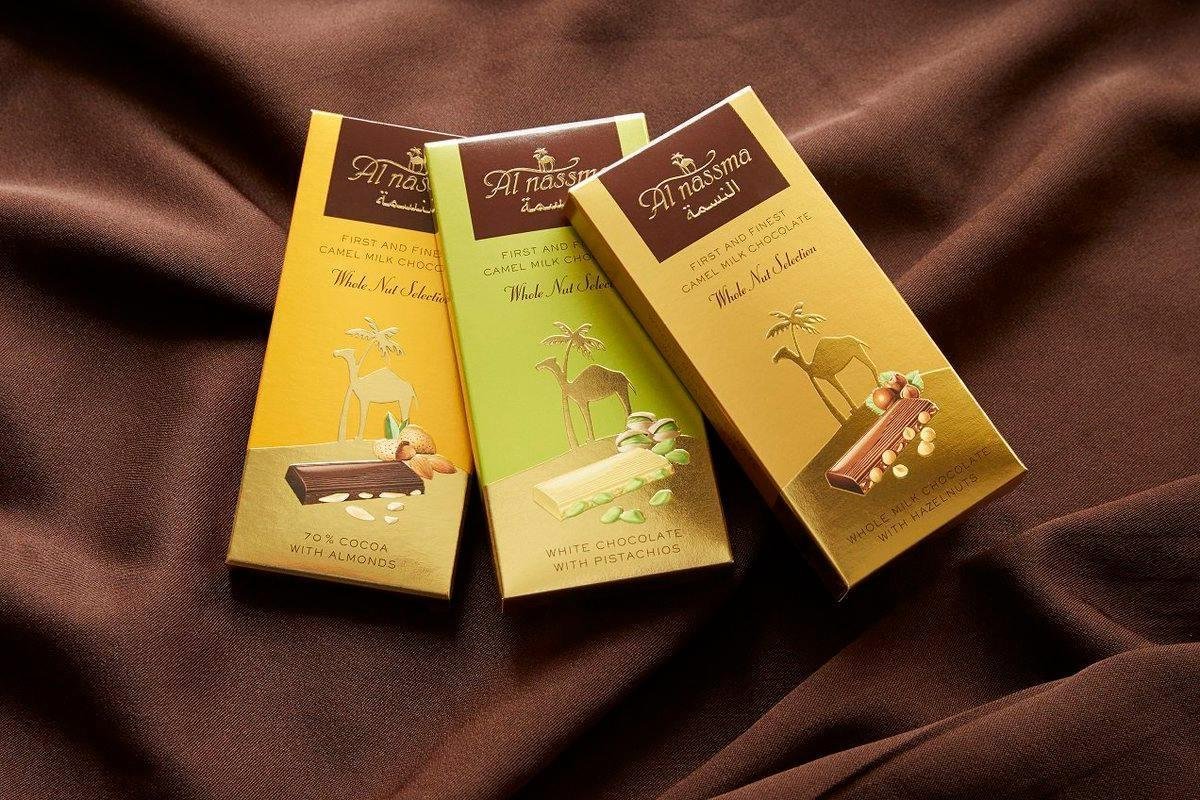 Al choco. Al nassma шоколад Дубай. Шоколад из верблюжьего молока Дубай. Шоколад из верблюжьего молока. Конфеты с верблюжьим молоком.
