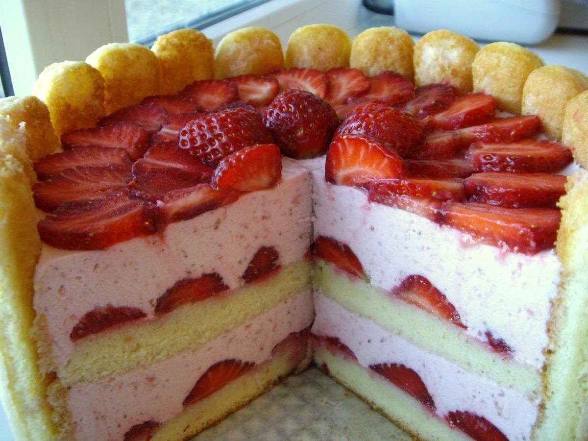 Творожный десерт с желатином и фруктами