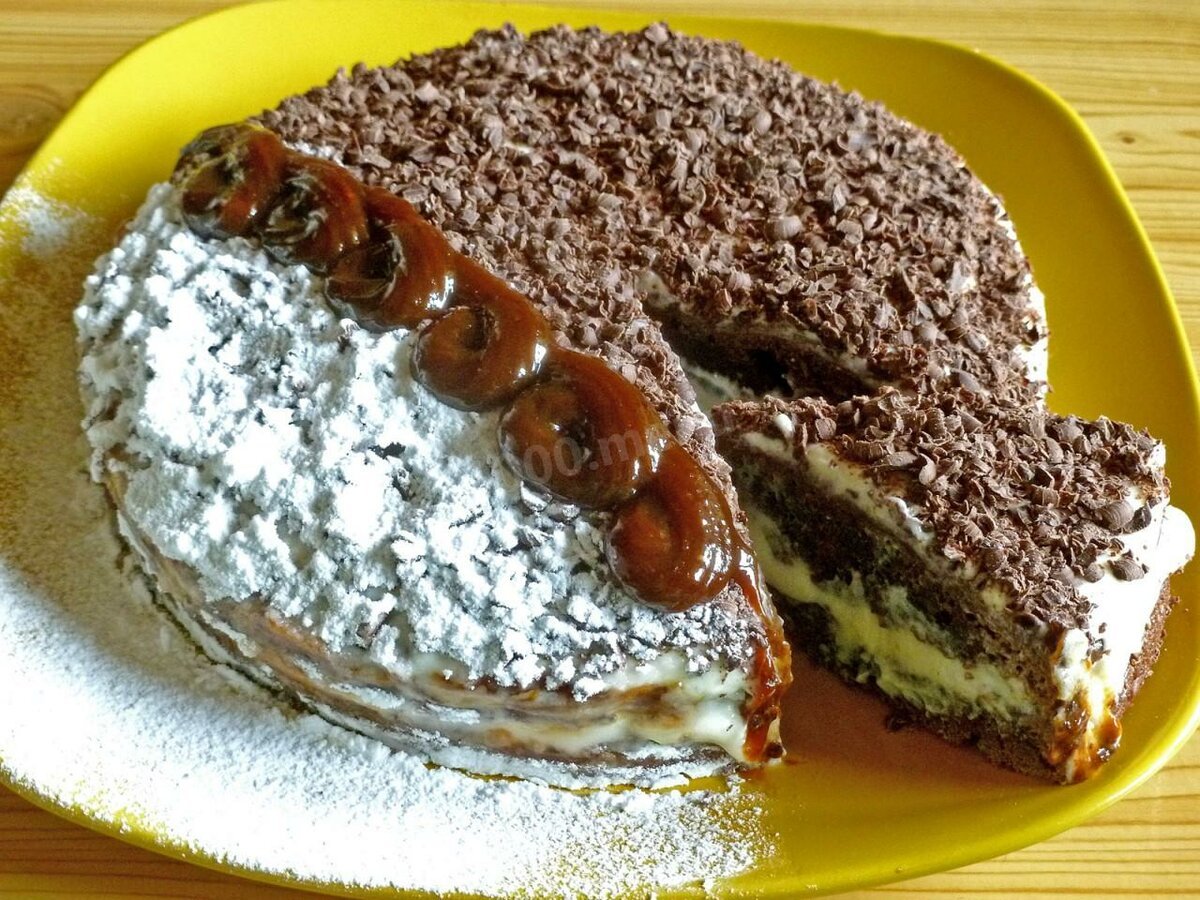 Торт с черными коржами