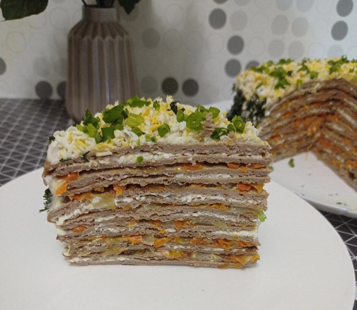 Закусочный тортик из куриной грудки