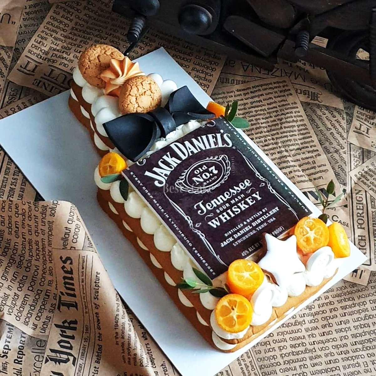 Милый тортик с лягушками