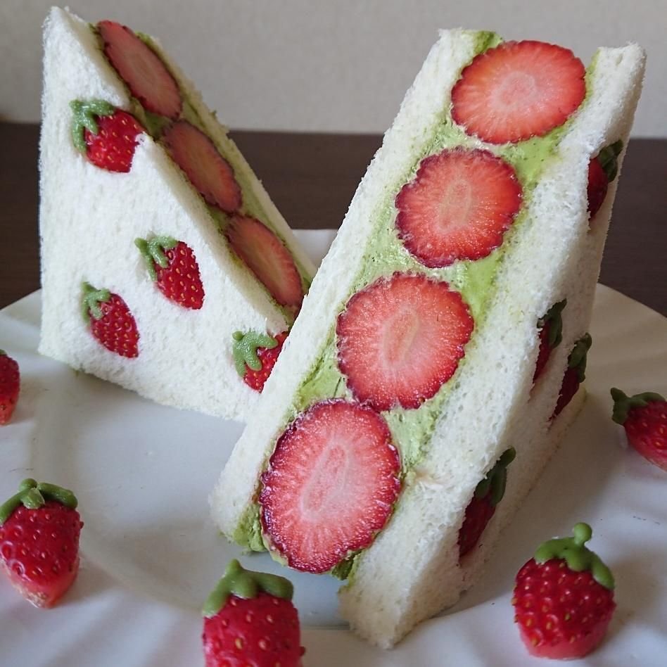 Торт с разными начинками
