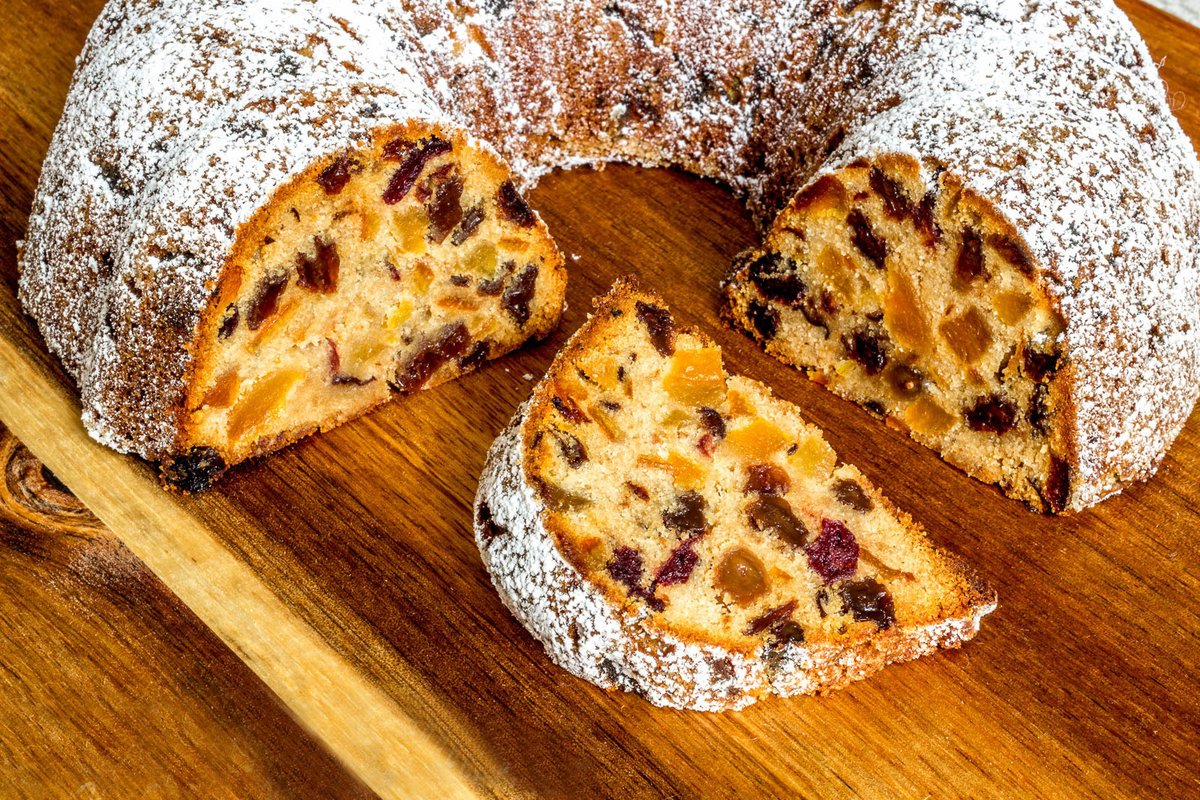 Кекс с сухофруктами и орехами