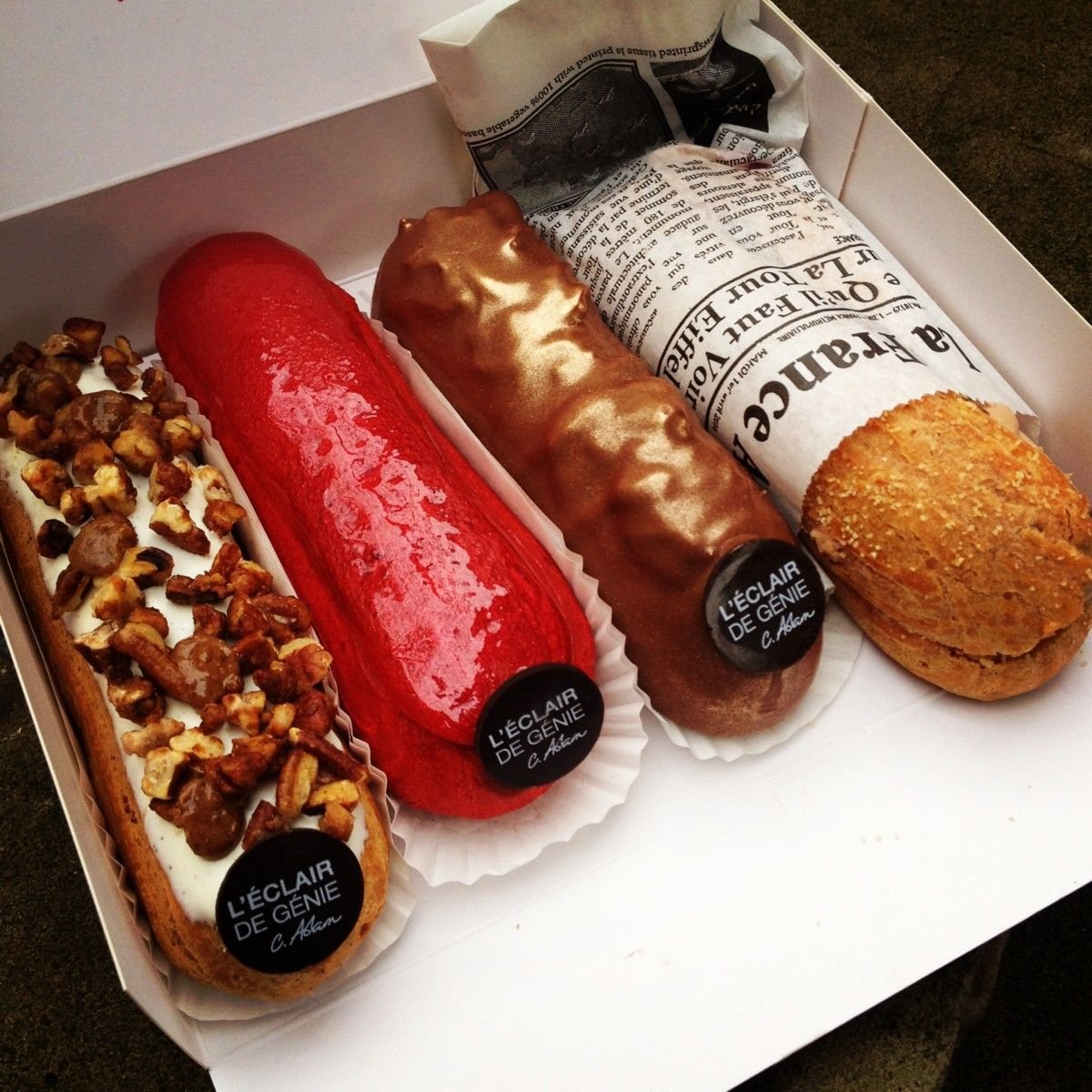 Кондитерской Éclair de Genie.