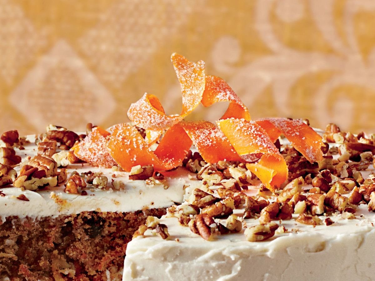 Ice Cream with Guava and Carrot Cake