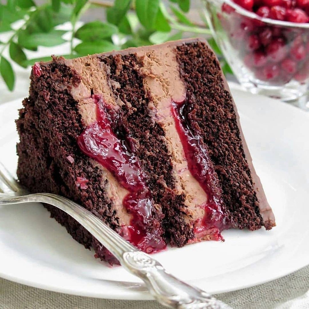 Меренговый рулет с маскарпоне