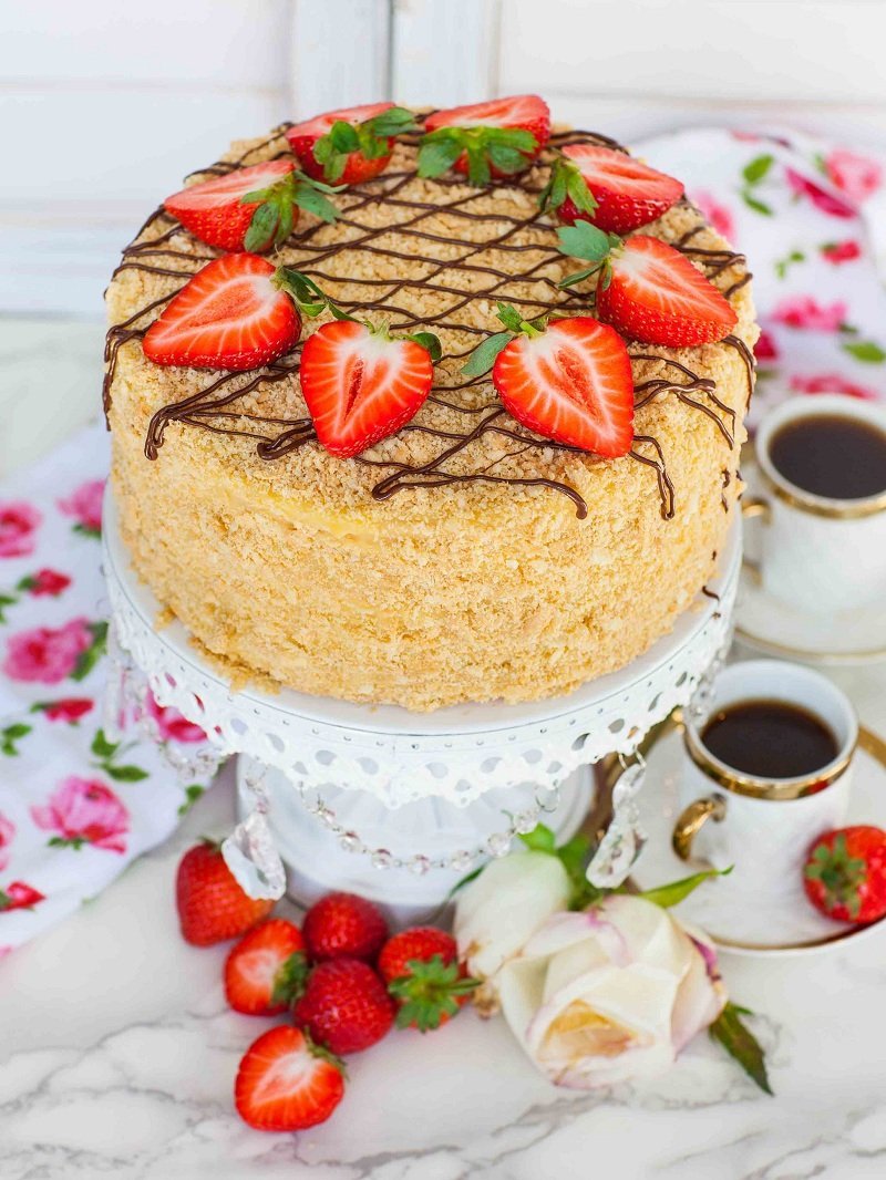Торт медовый кусочек
