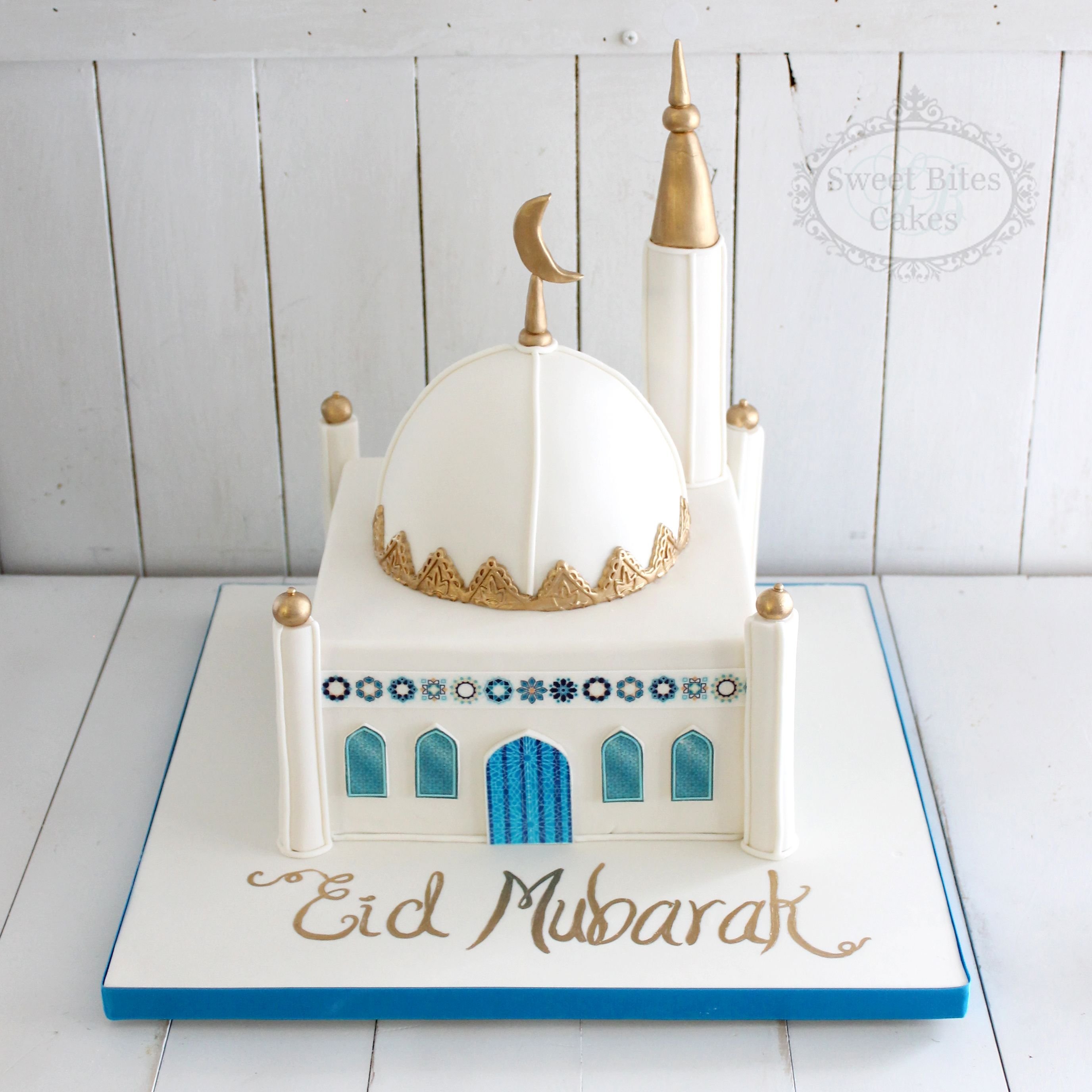 Торт на уразу. Мусульманский торт. Торт украшения мусульманская. Торт мечеть. Торт в мусульманском стиле.