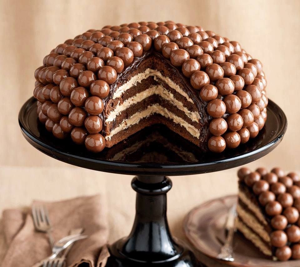 Maltesers Cake