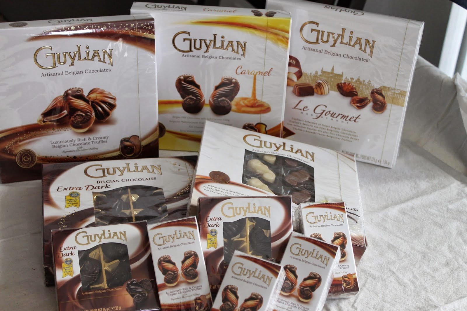 Состав бельгийского шоколада. Guylian конфеты. Бельгийский шоколад коняшки Guylian. Дудник бельгийский шоколад. Бельгийский шоколад бренды.