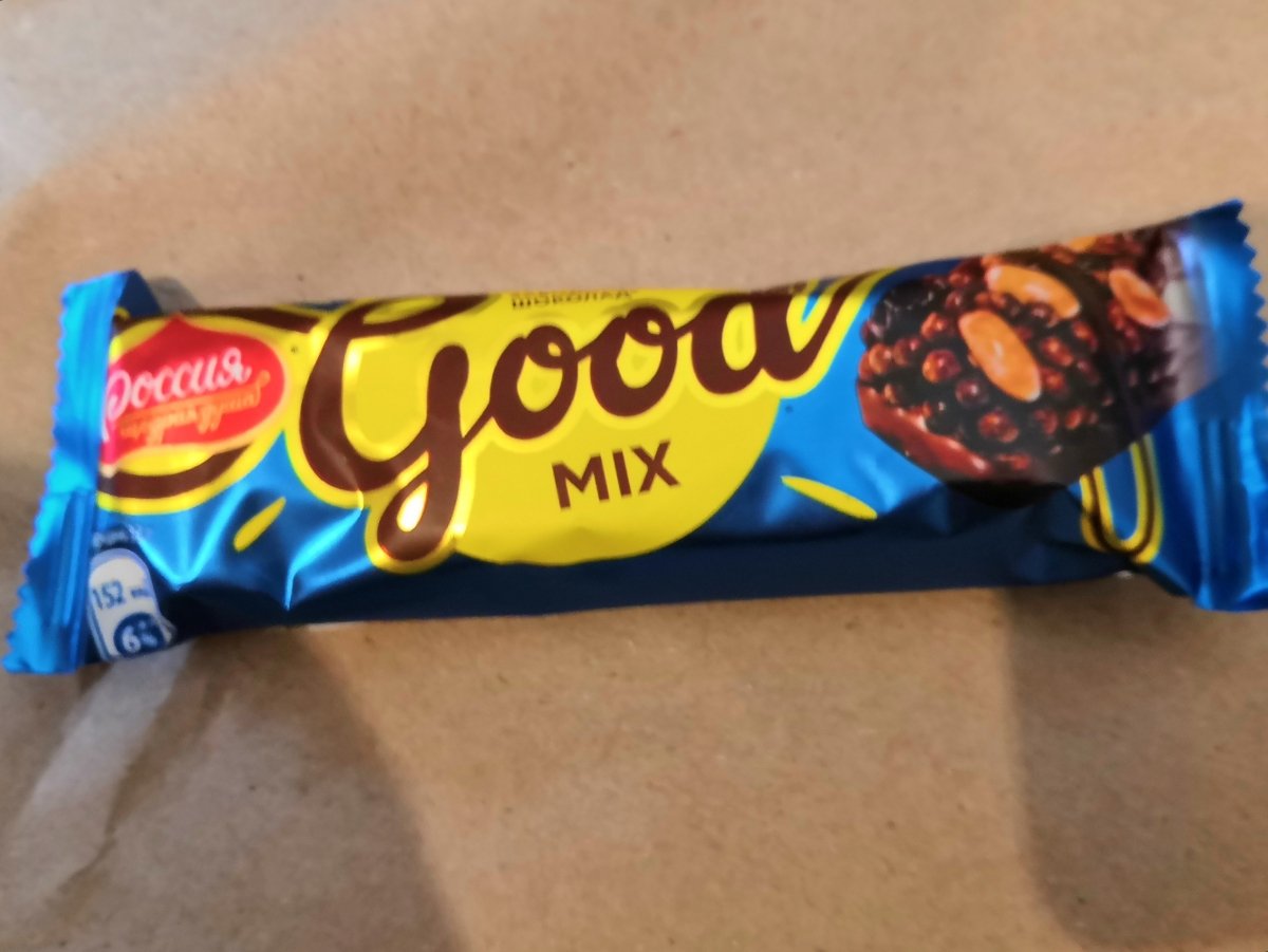 Гудмикс. Батончик шоколадный GOODMIX. Шоколадный батончик good Mix. Батончик Nestle GOODMIX Crispy cookie taste 47г. Конфета Гуд микс.