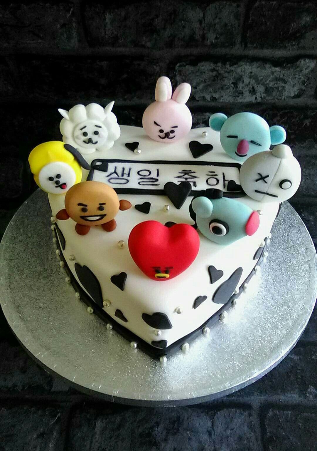 Тортики BTS bt21
