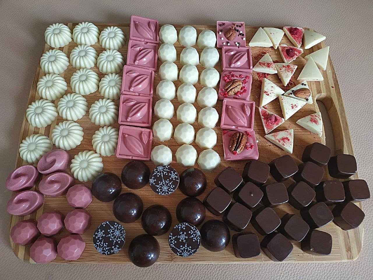 шоколадные конфеты ручной работы фото