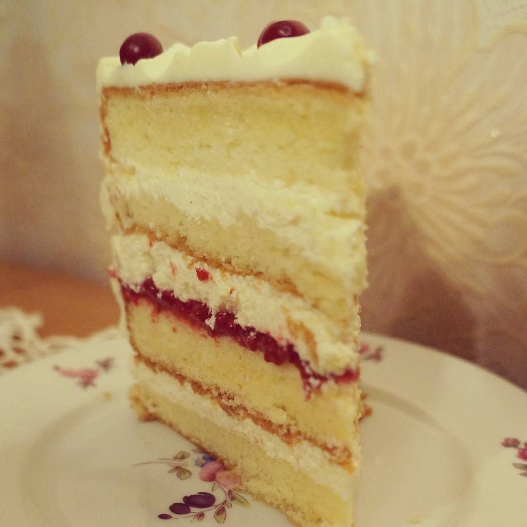 Торт с прослойкой конфи