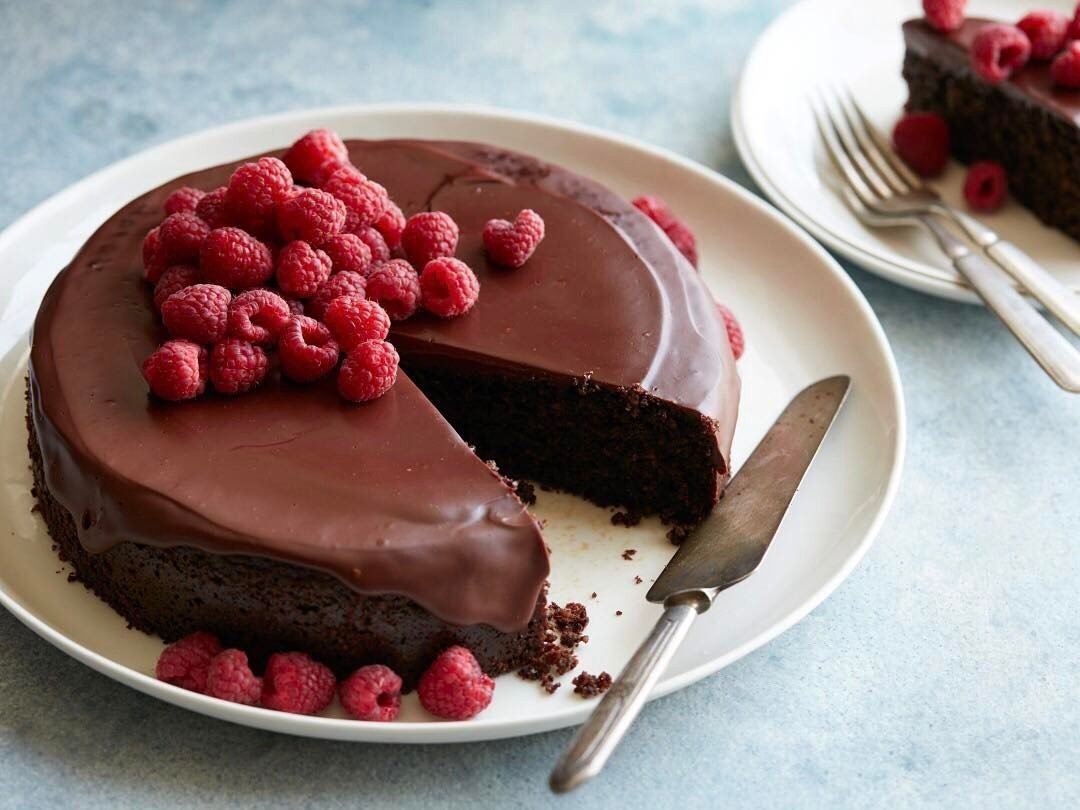 Шоколадный торт суфле без выпечки