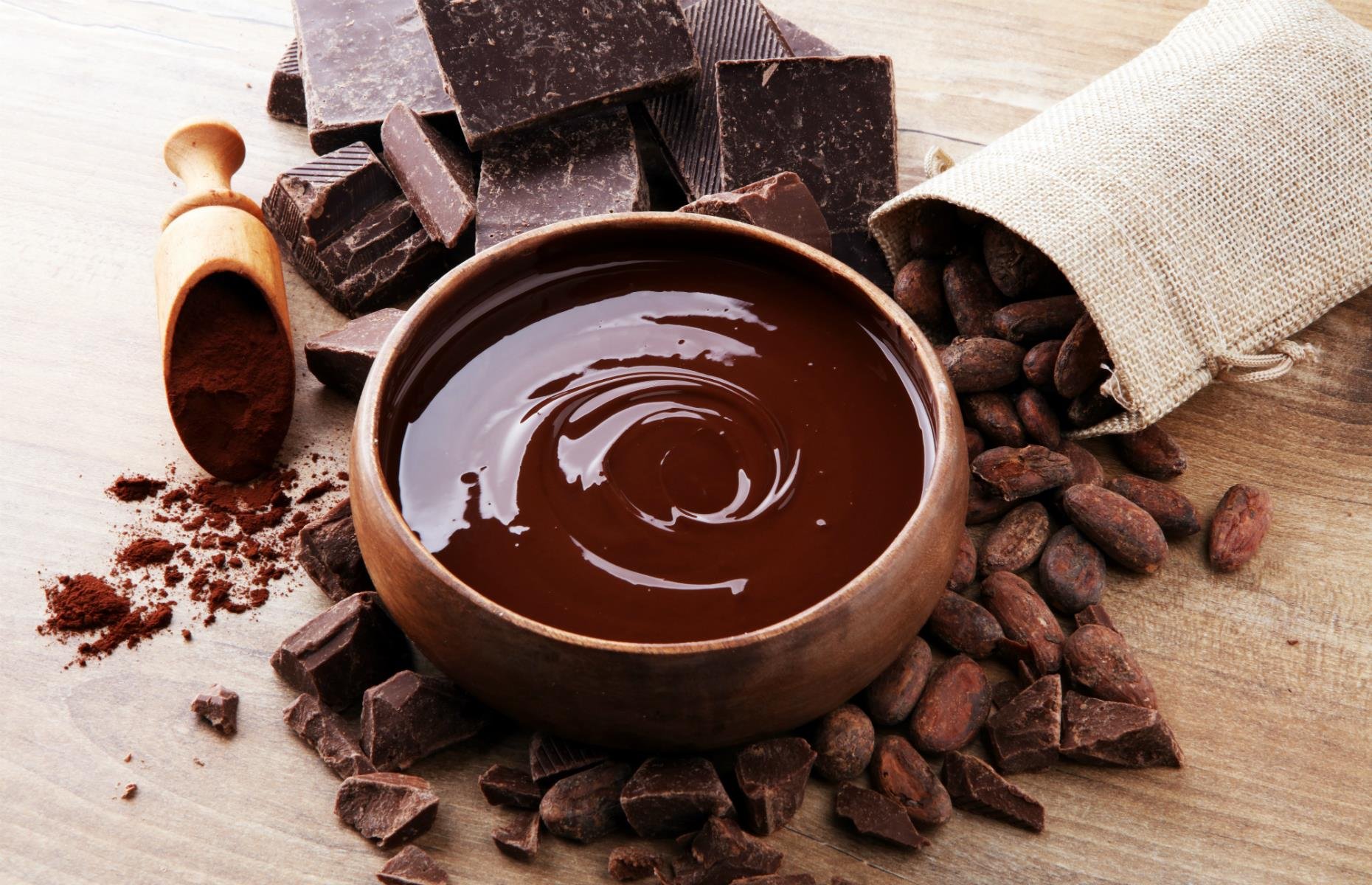 Минута шоколада. Шоколадный соус. Соус сладкий шоколадный. Шоколадный соус из какао. Кофейный соус.