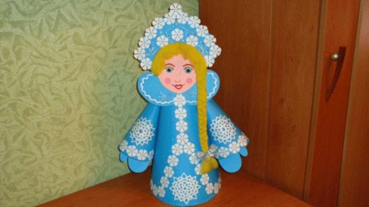 Большеножка Снегурочка и дед Мороз