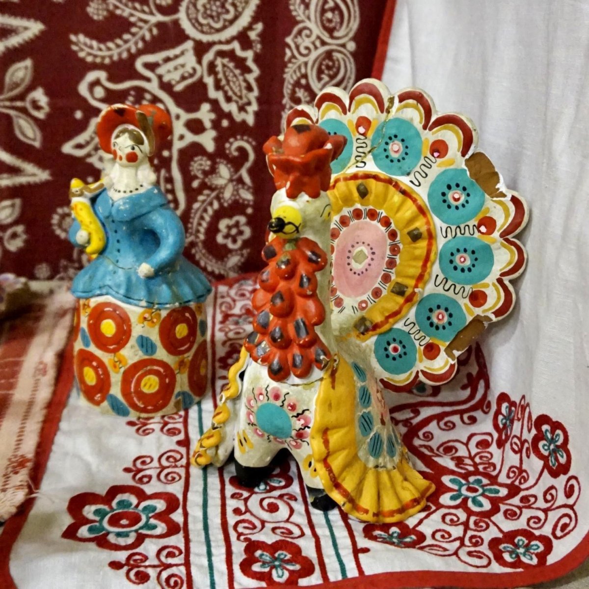 Народная игрушка из шерсти