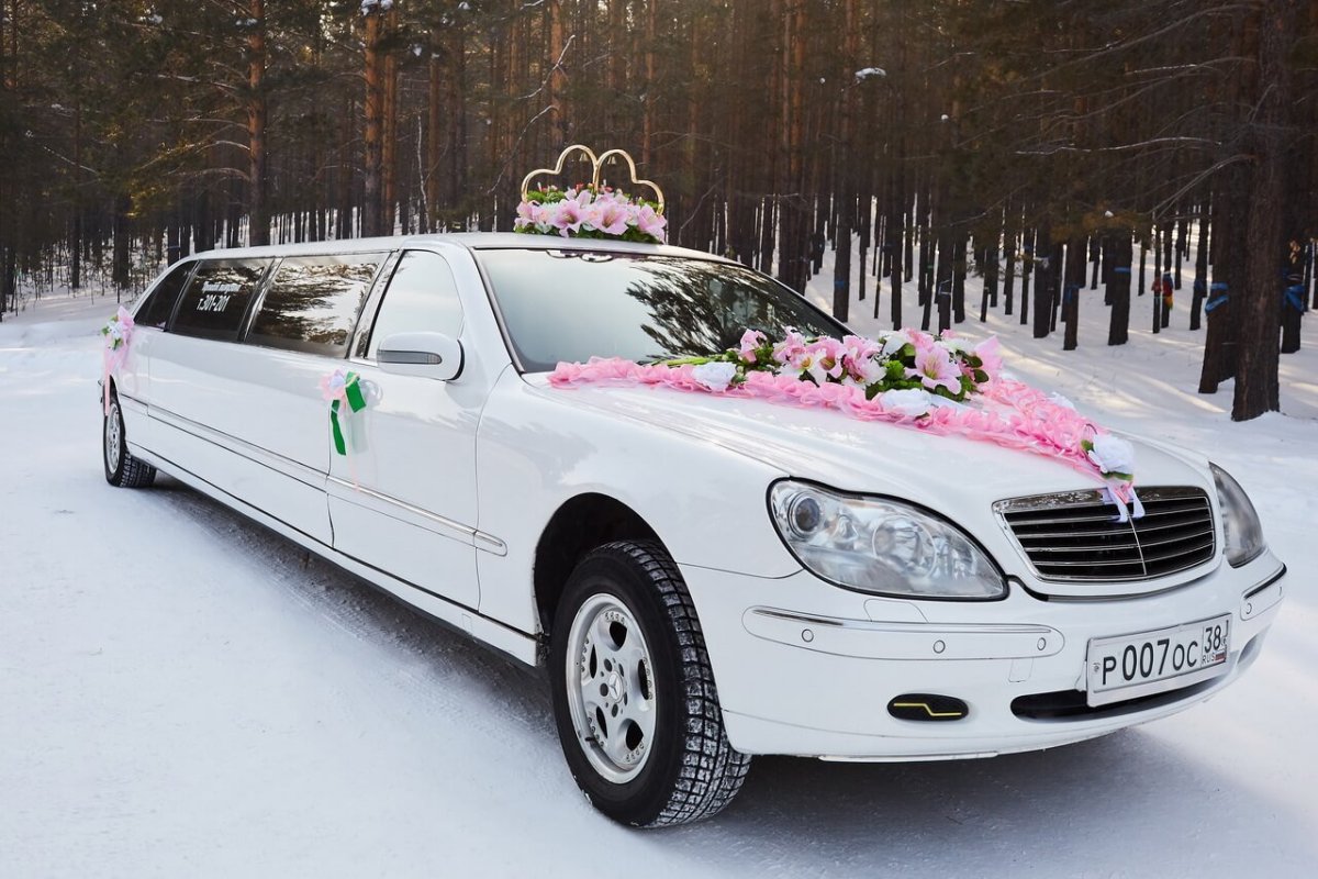 Лимузин свадебный cz101
