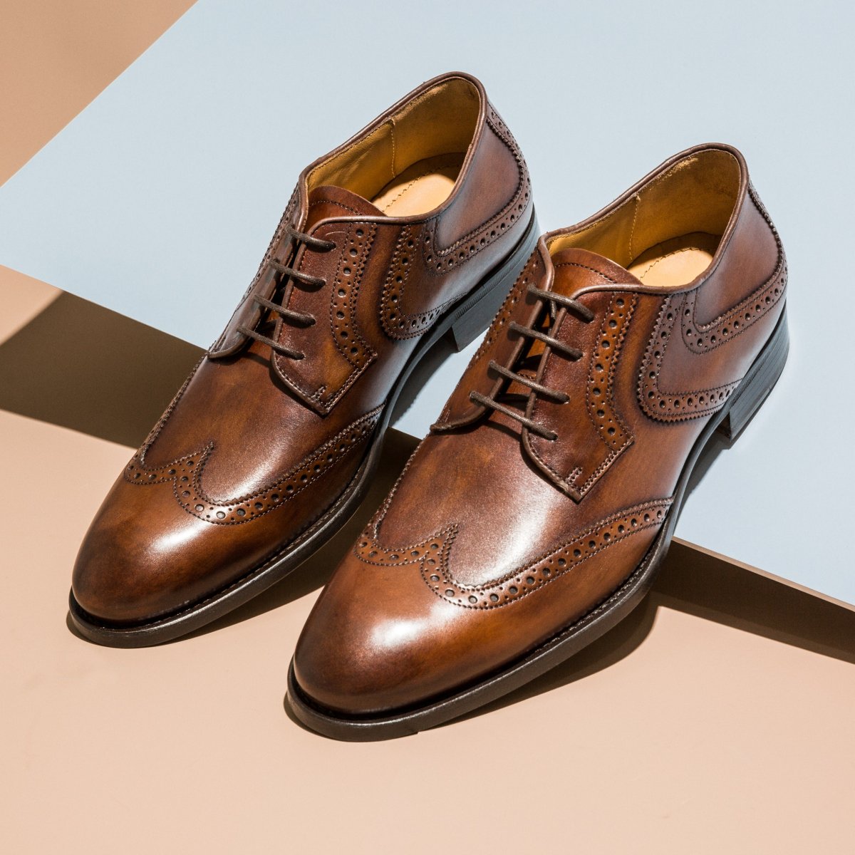 Classic Wingtip Shoes men