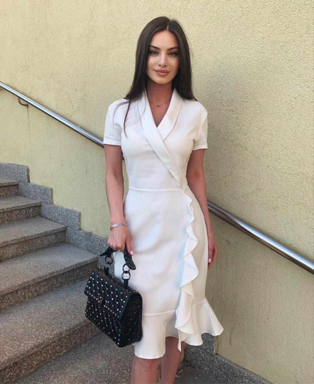 Ульяна Сергиенко платья