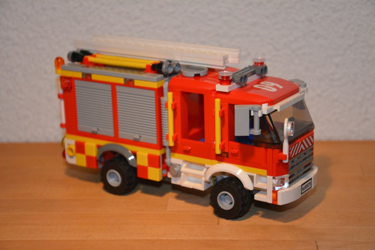 Пожарная машина своими руками