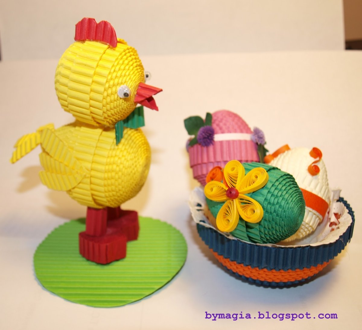 Фигурки из гофрокартона