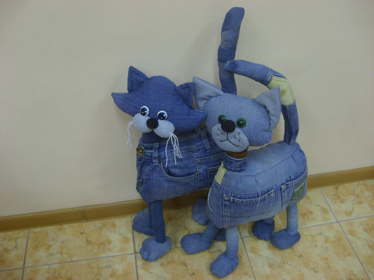 Игрушки из джинсы
