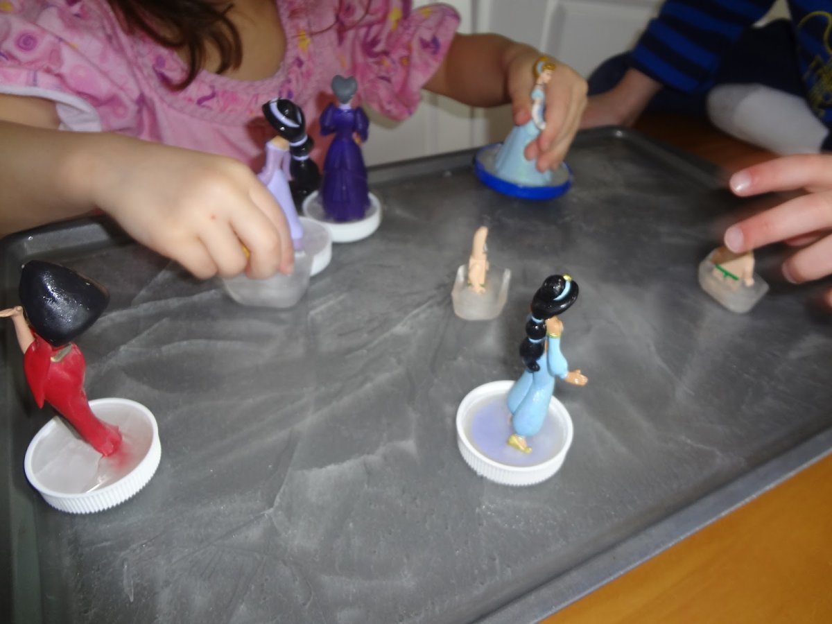 Игрушка каток своими руками