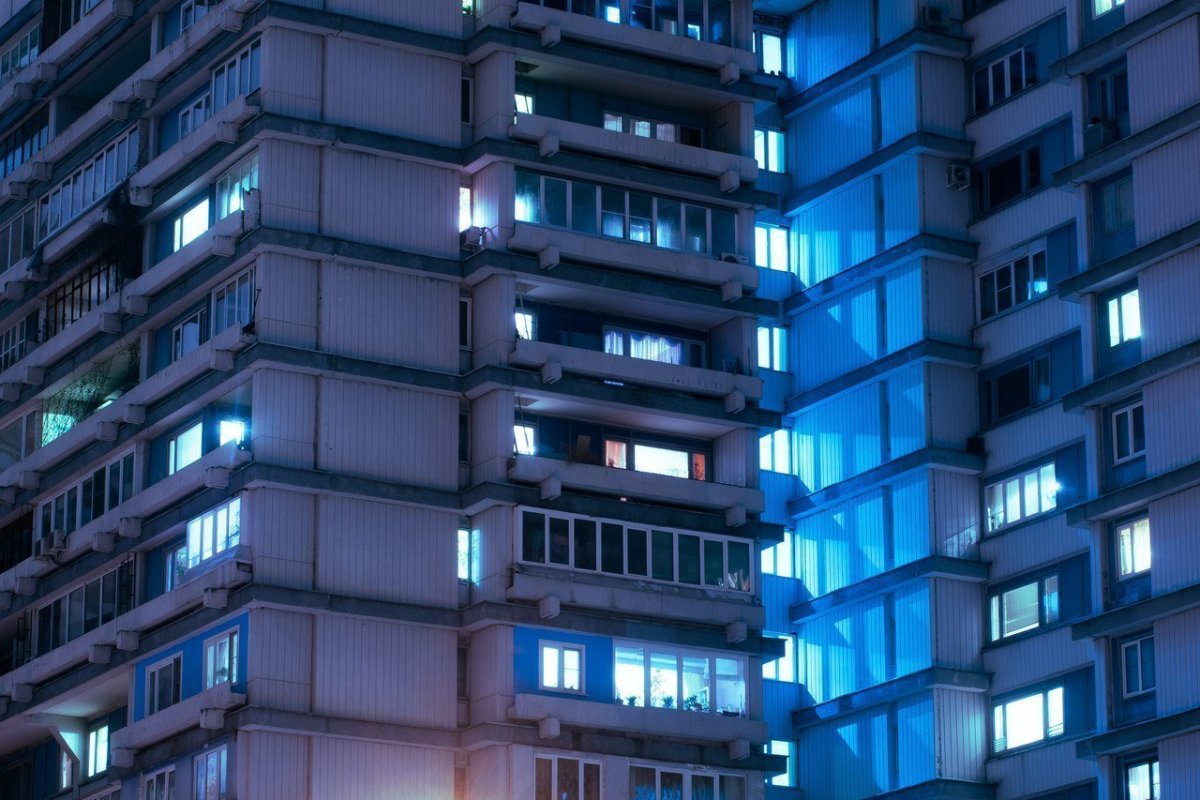 Серые многоэтажки