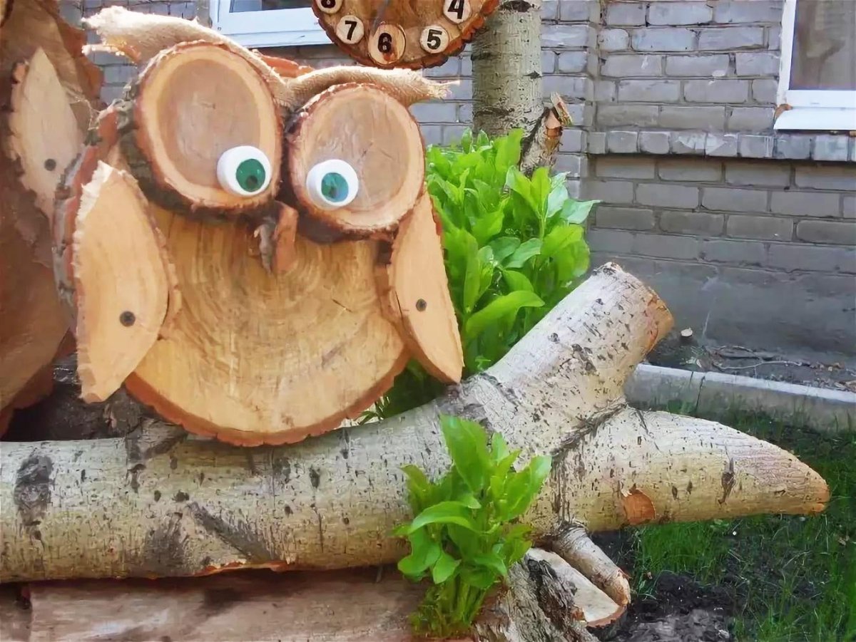 Украшения из пластиковых ложек