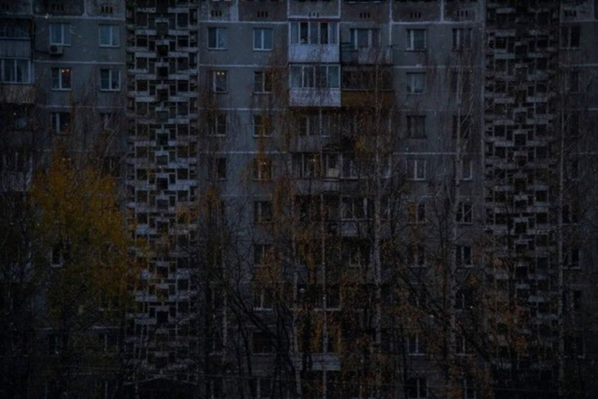Серые многоэтажки