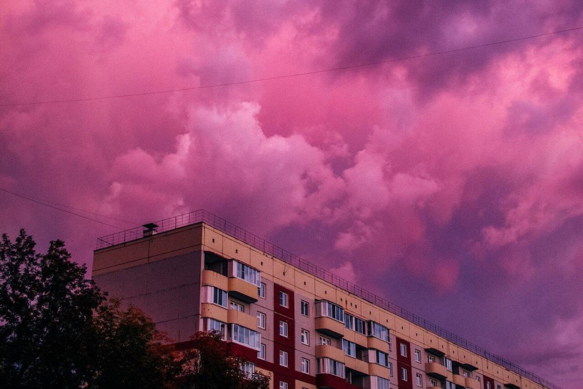 Закат многоэтажки