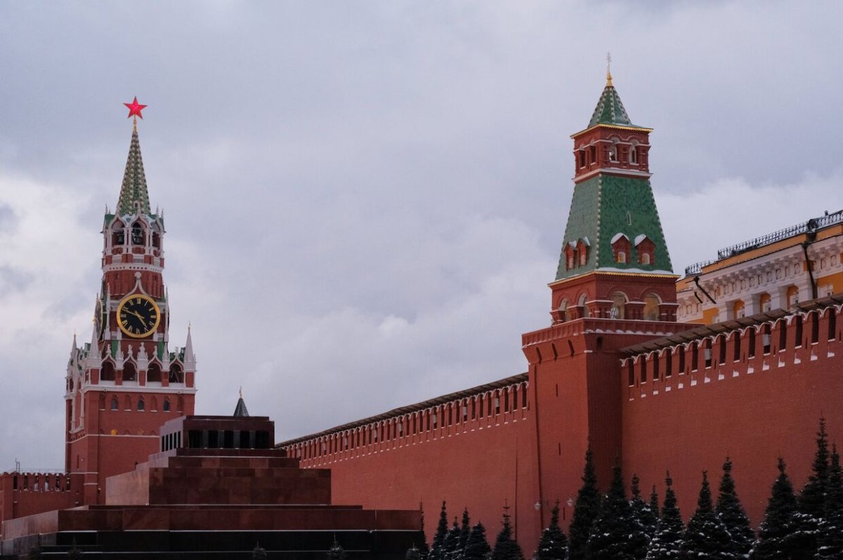 Сенатский дворец и Спасская башня