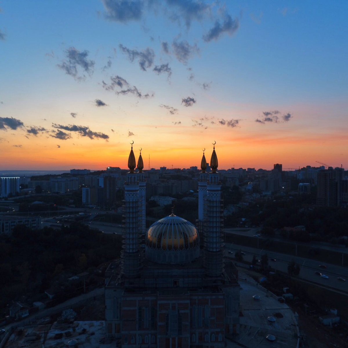 Рассвет в Уфе мечеть