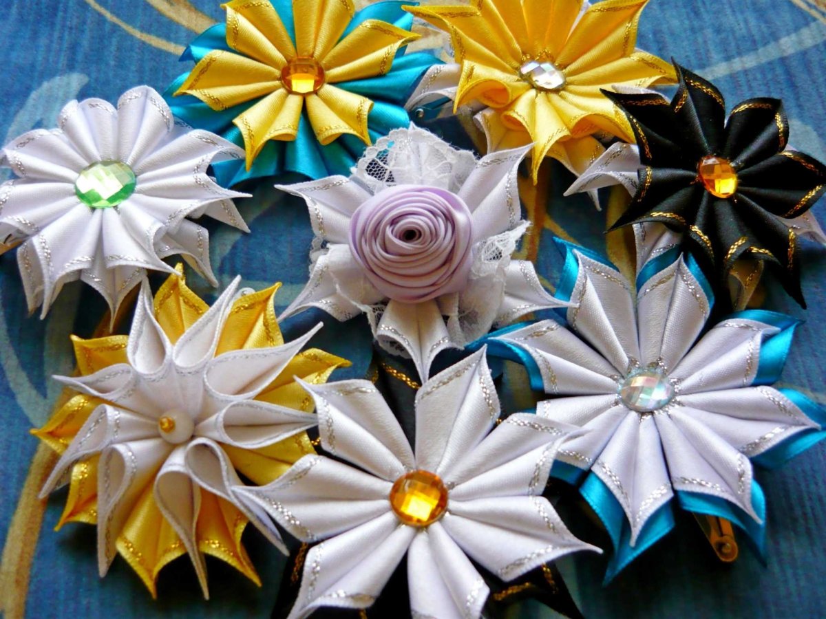 Поделки из атласных лент