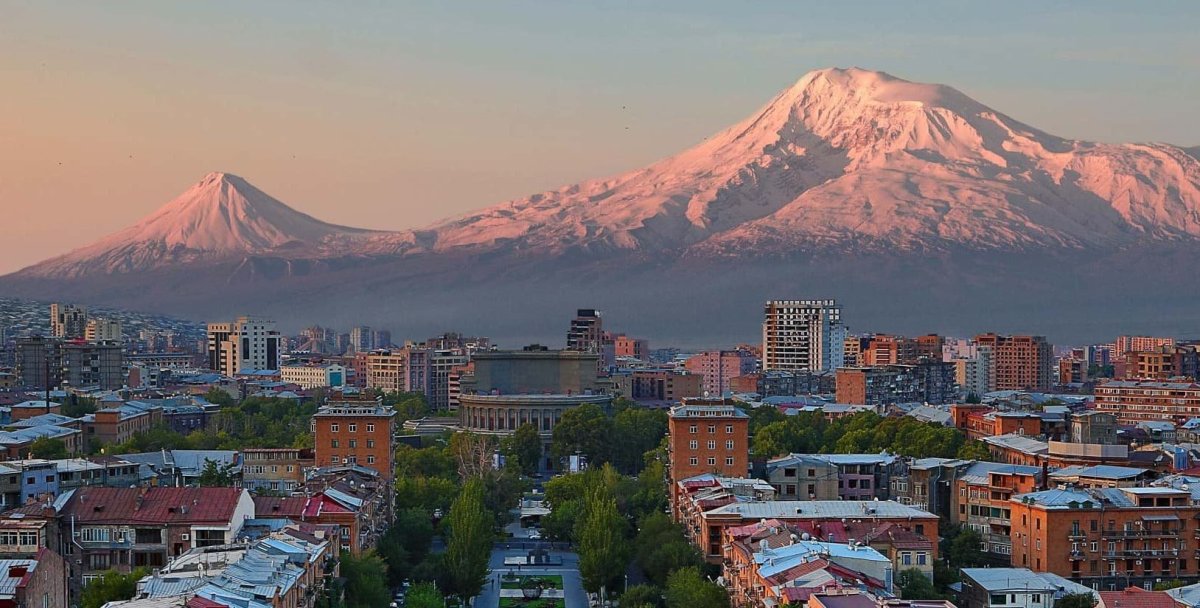 Арарат (город, Армения)