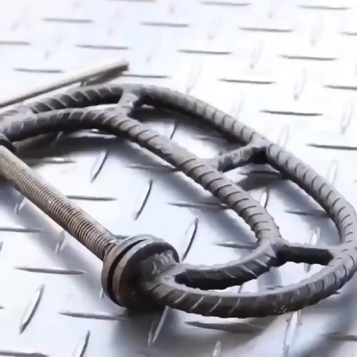 Фигуры из габионов