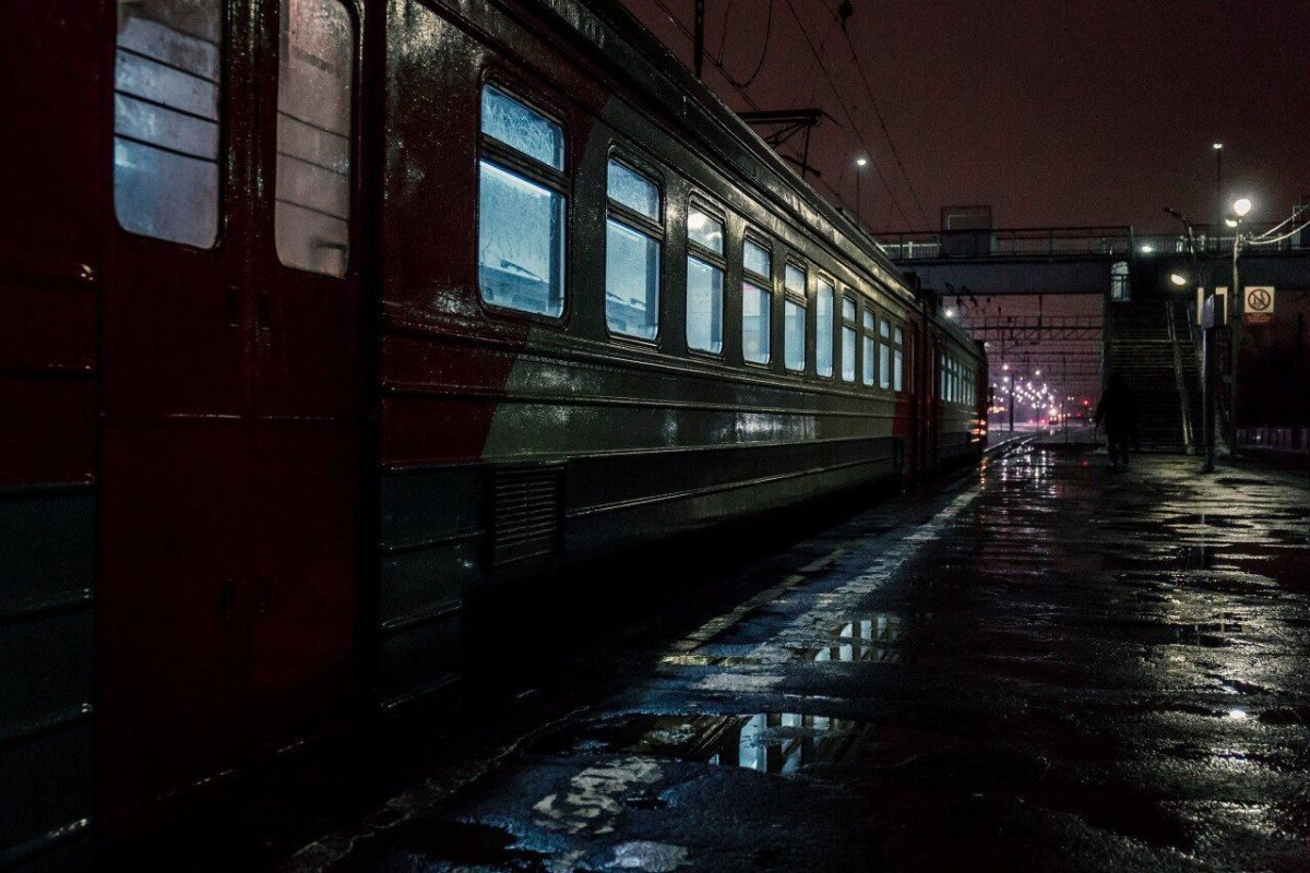 Поезд Эстетика снаружи