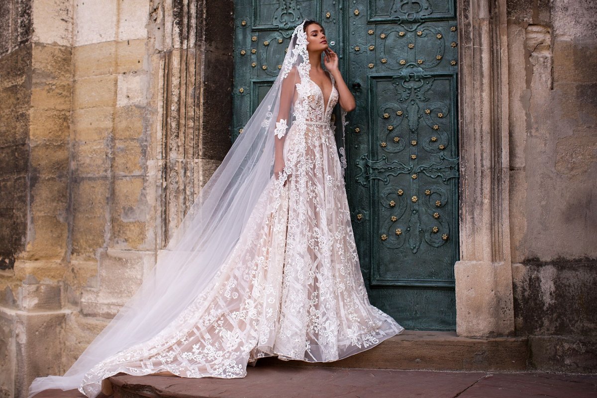 Diamond Wedding Gown платья Свадебные