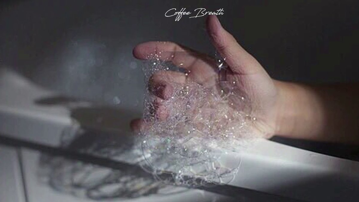 Ванна с водой Эстетика