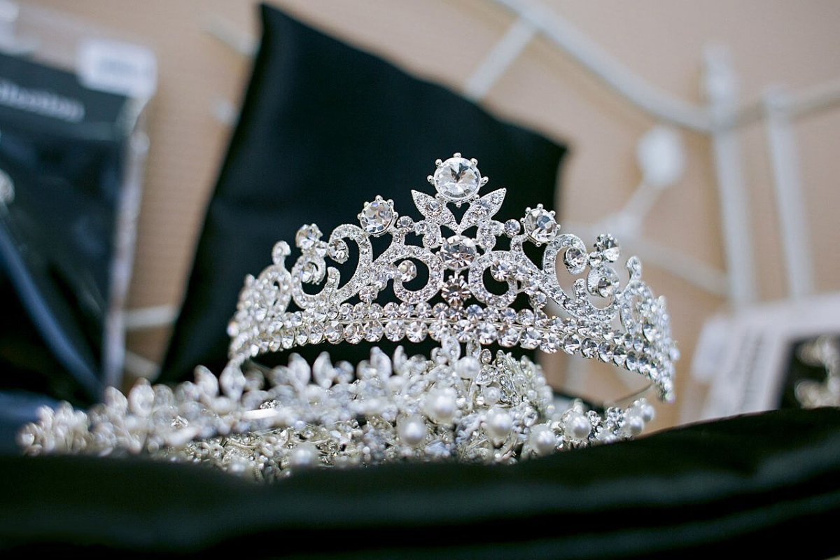 Diadema Свадебные платья