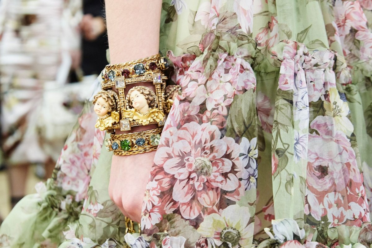 Цветы Dolce Gabbana