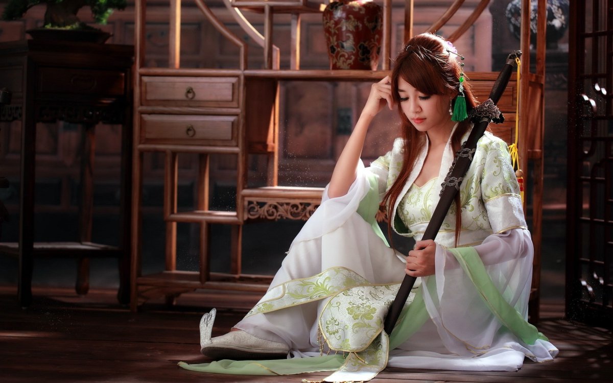 Asian Katana актриса