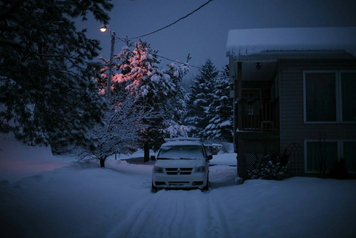 Снег в городе