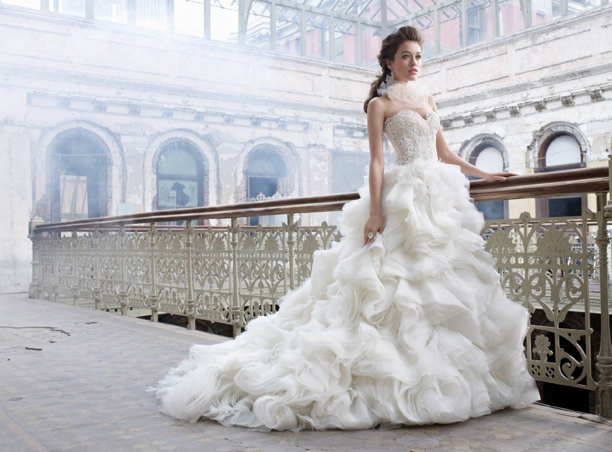 Свадебное платье Crystal Design Soprano