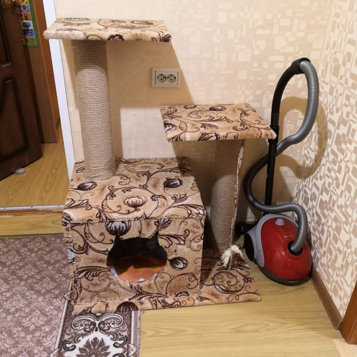 Домик для кошки из картона