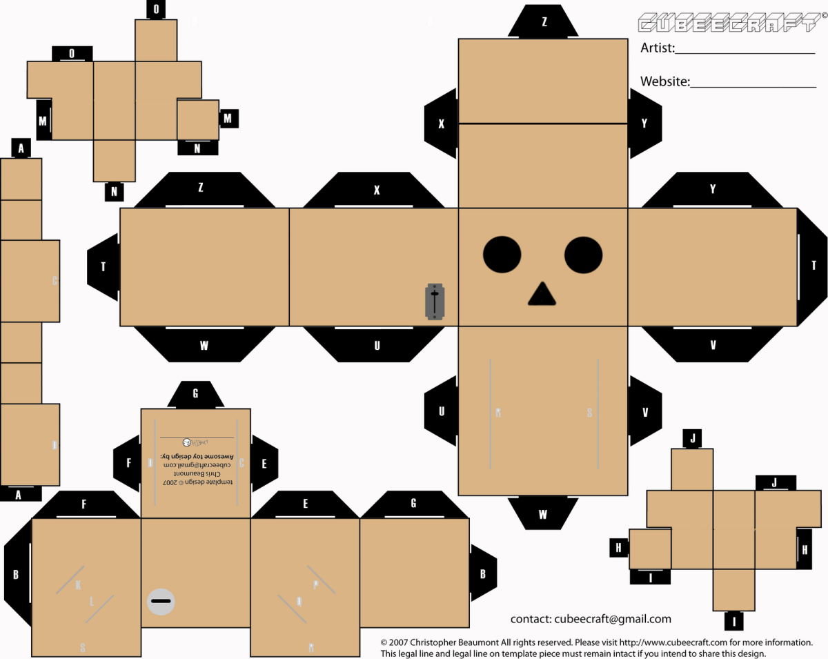 Робот Danbo из бумаги