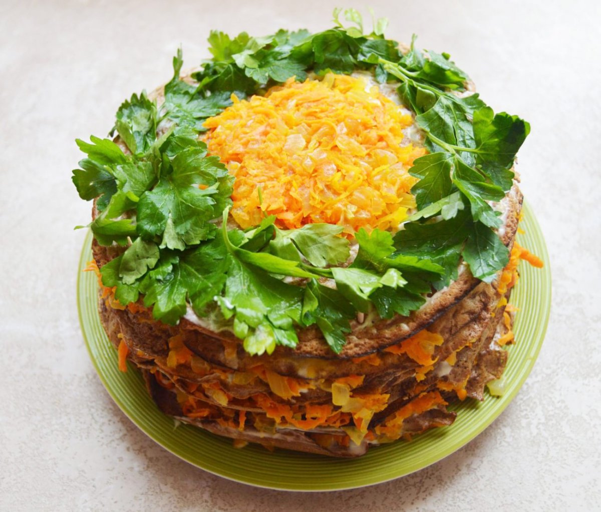 Закусочный печеночный тортик