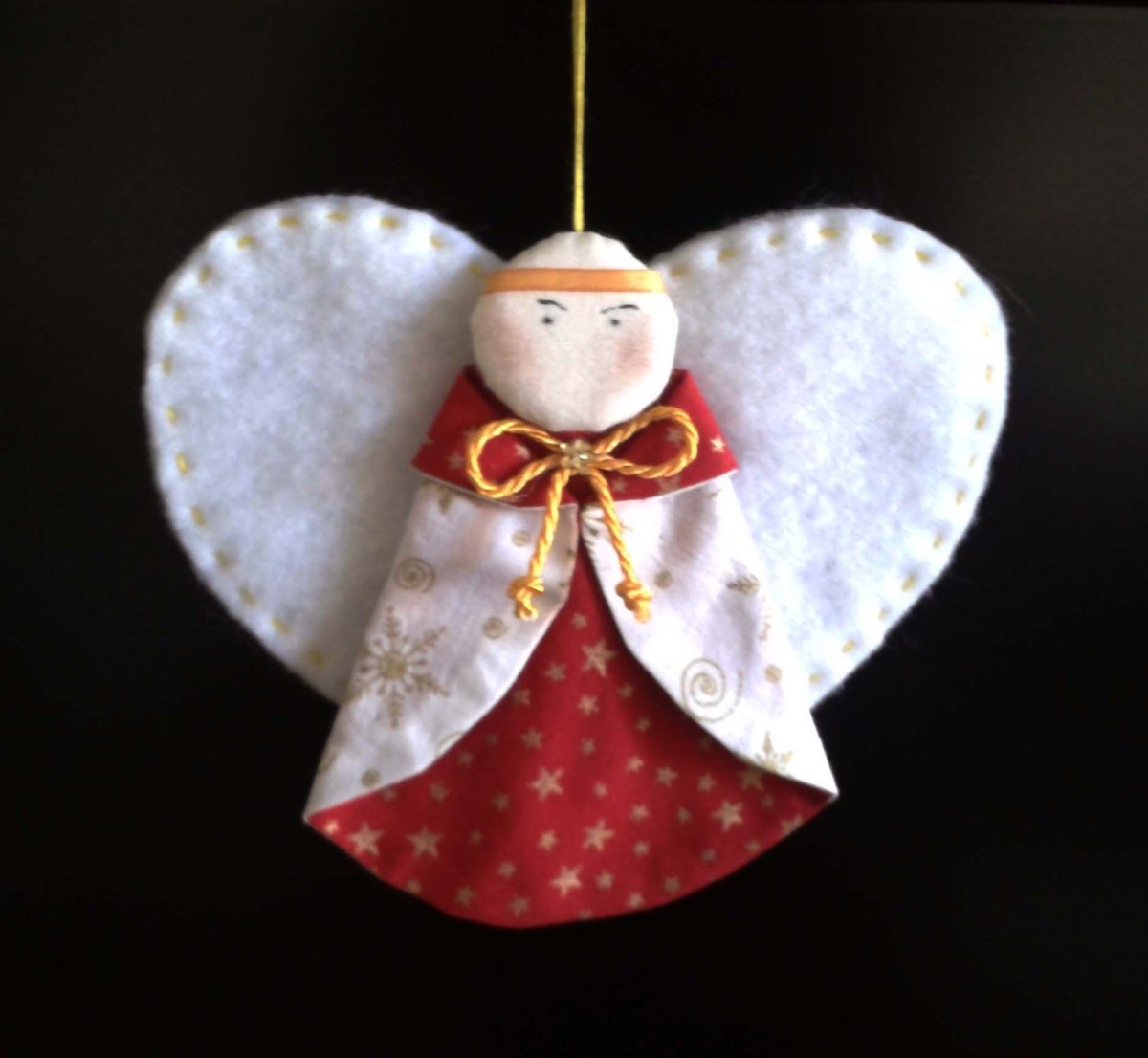 Новогодние игрушки из фетра ангел